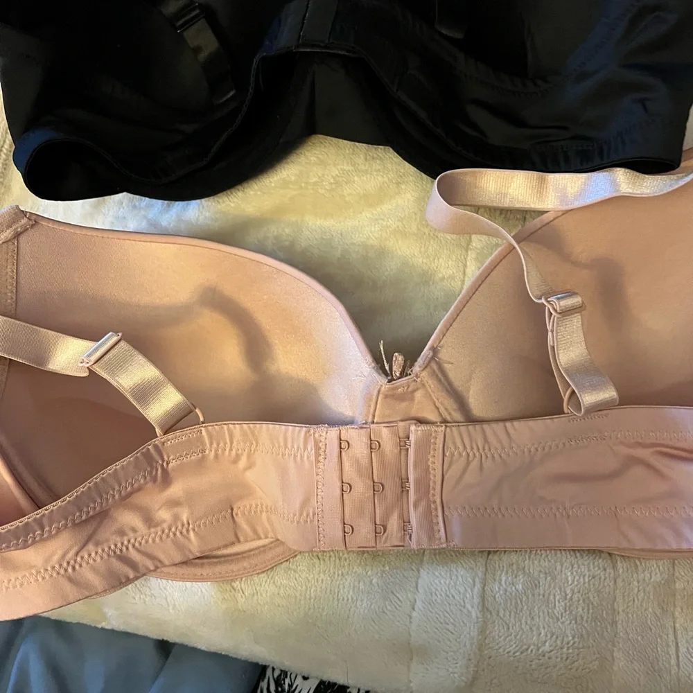 Elegant Black and beige Women's Bra Set 44C - Picture 2 of 6